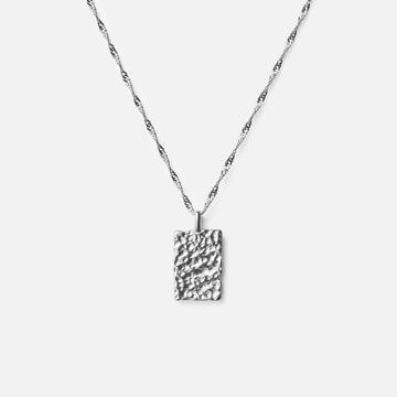 Meteor Kvadratiskt halsband Silverfärgad